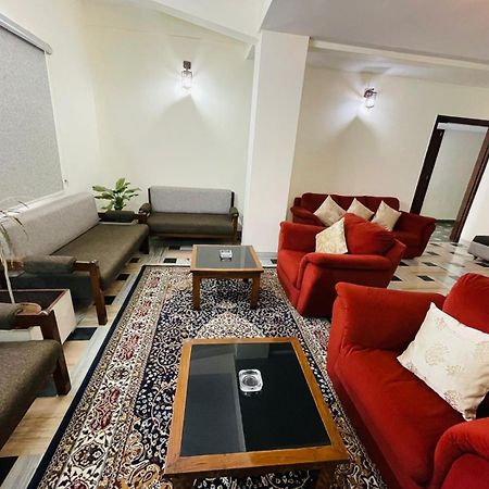Gautam Hotel Varanasi Exterior photo